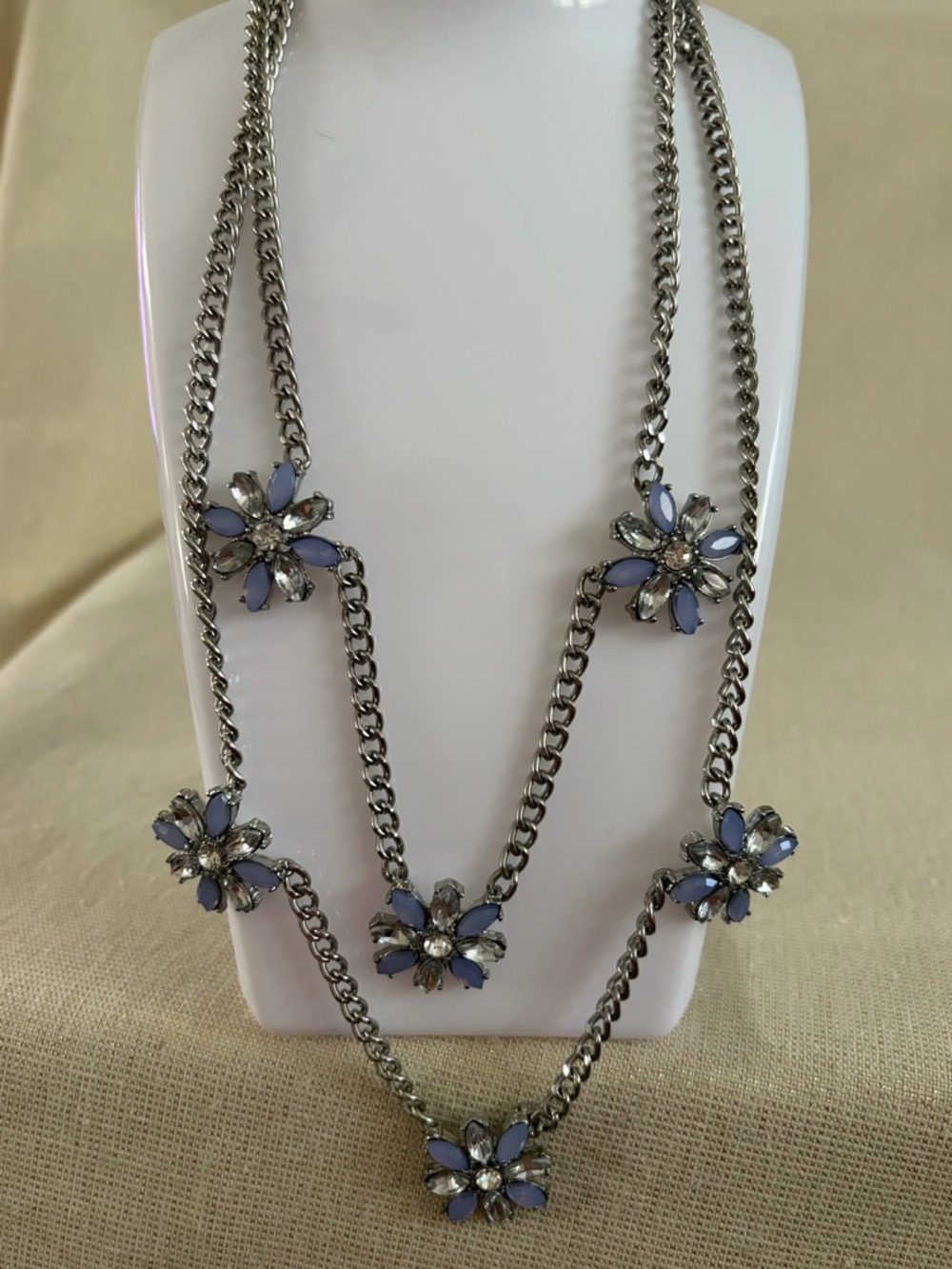 Silver Chain Multi-Flower Necklace with Lavender Crystal Petals - Picture 3 of 6